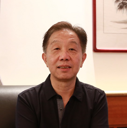 黄集伟.jpg
