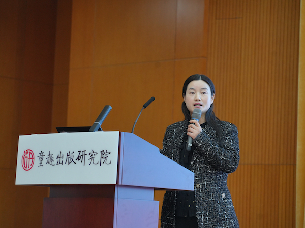 李玲玲.jpg