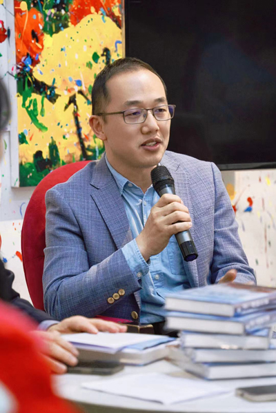 朱明.jpg