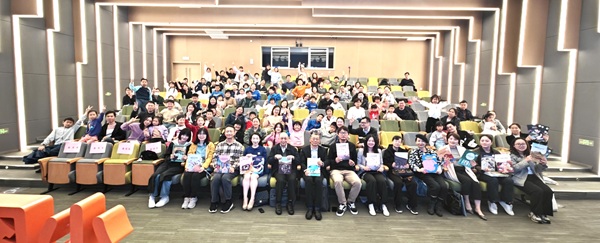 全体合影.jpg